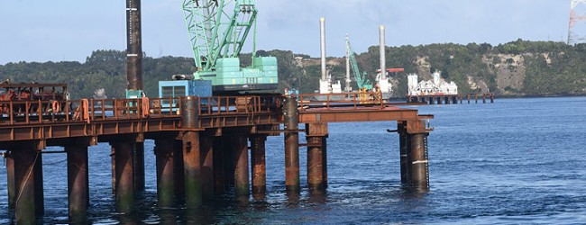 «Avanza a toda máquina»: Fiscalizan la construcción del Puente Chacao en Chiloé
