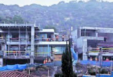 Municipio inicia invalidación de permisos a casas de 25 mil UF en La Dehesa
