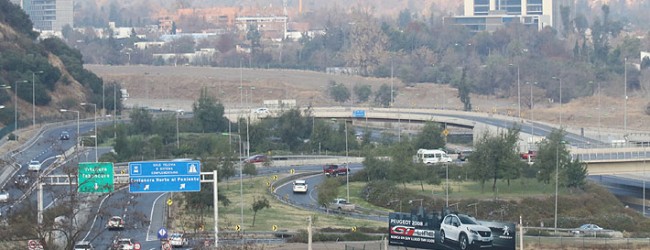 Fin del conflicto: Las Condes recibirá dinero para viviendas sociales y Vitacura tendrá parque