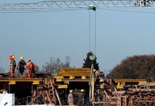 Crisis económica en Argentina desencadenaría 40.000 despidos en la construcción