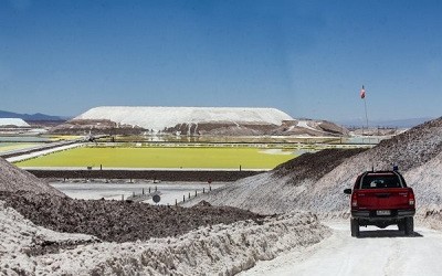 Nutrien dispara contra Ponce: Lo acusa de hipócrita y que trató de venderle su participación en SQM a Tianqi