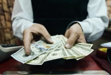 Dólar cae a mínimos de casi cinco meses tras mensaje de la Fed