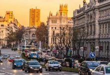 España desafía a los analistas y experimenta con un aumento sin precedentes en el salario mínimo