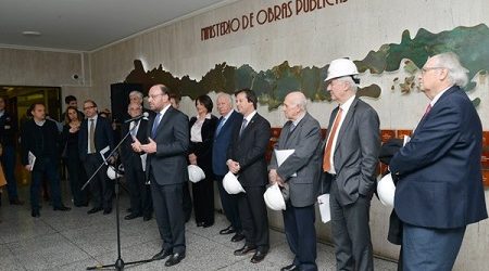 Sequía: Gobierno prepara ampliación de emergencia agrícola a cinco regiones y exministros de OOPP debaten propuestas