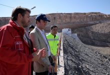 Subsecretario de Obras Públicas supervisa obras de emergencia por lluvias estivales en el Embalse Conchi en Calama