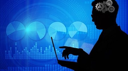 Estudio estima que potenciar uso de IA en Chile podría duplicar el empleo y el PIB a 2030