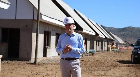 Minvu anuncia plan que garantizará pagos para continuidad en construcción de viviendas sociales