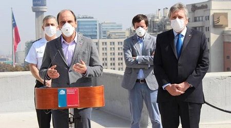 Minvu y Defensa presentan plan preventivo para evitar propagación masiva del COVID-19 en campamentos