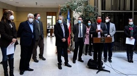 Presidente Piñera promete “hacer cirugía mayor al sistema de pensiones”
