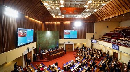 Jornada clave para el retiro de fondos de las AFP : Gobierno acoge peticiones de diputados oficialistas para frenar propuesta
