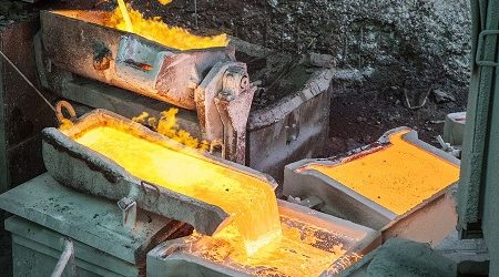 Cobre retoma tendencia al alza tras descenso en inventarios a su menor nivel en 13 años