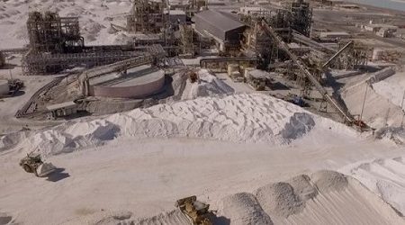 SMA retira recursos en la Suprema y realizará nuevo estudio del plan de cumplimiento de SQM