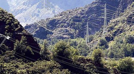 Nueva arremetida contra Alto Maipo: grupo de personalidades y organizaciones pide a Aguas Andinas terminar contrato de uso de aguas