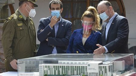 Ministro Moreno presentó la maqueta de la nueva comisaría de Maipú en el sector de La Farfana que construirá la Dirección de Arquitectura del MOP