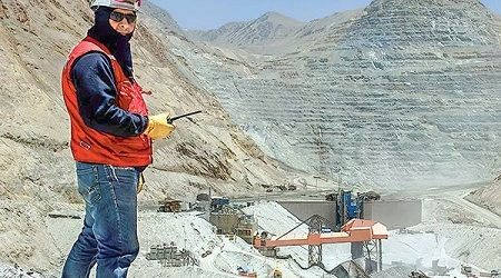 Minera del grupo Luksic logra evitar la huelga en su mayor yacimiento de cobre