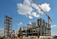 Actividad transaccional de obras en ejecución continúa al alza, pero el ingreso de nuevos proyectos cae por debajo del promedio de 2020