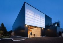 RECONOCIDA FIRMA CANADIENSE DE ARQUITECTURA COMPLETA DOS NUEVOS EDIFICIOS DE MADERA MACIZA