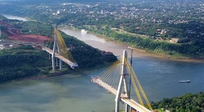 Faltan 50 metros para completar el Puente de Integración Paraguay-Brasil