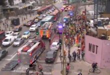 Derrumbe en edificio en construcción en Las Condes: Bomberos trabaja en el lugar