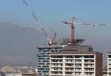 Permisos de edificación para viviendas bajan 44% en agosto y llegan a peor cifra desde 2010