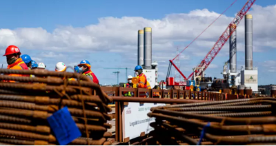 Anuncian reajuste de contratos por alza en materiales de construcción: 400 empresas serán benefiadas