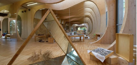 ESTRUCTURA DE JARDÍN INFANTIL DE ITALIA INCLUYE EL USO DE MADERA POR SU BAJO IMPACTO AMBIENTAL