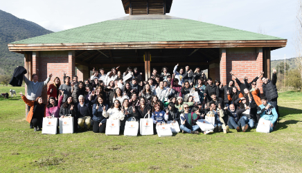 Becas Empresarios de la Construcción: Estudiantes de cuarto medio participaron en jornada nacional