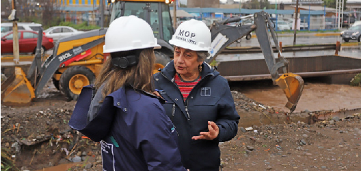 Ministra MOP visita Canal Santa Marta y reafirma compromiso por comenzar entubamiento a fin de año