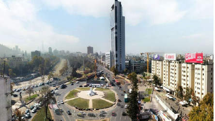 Repavimentación, basurales y «urbanismo táctico»: Las «manitos de gato» que aún faltan en la ciudad ad portas de Santiago 2023