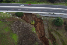 Nuevo socavón de 20 metros afecta a la Ruta F-30 en Concón