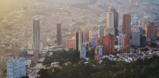 Estados Unidos, España y Chile buscan invertir en inmobiliarios en Colombia
